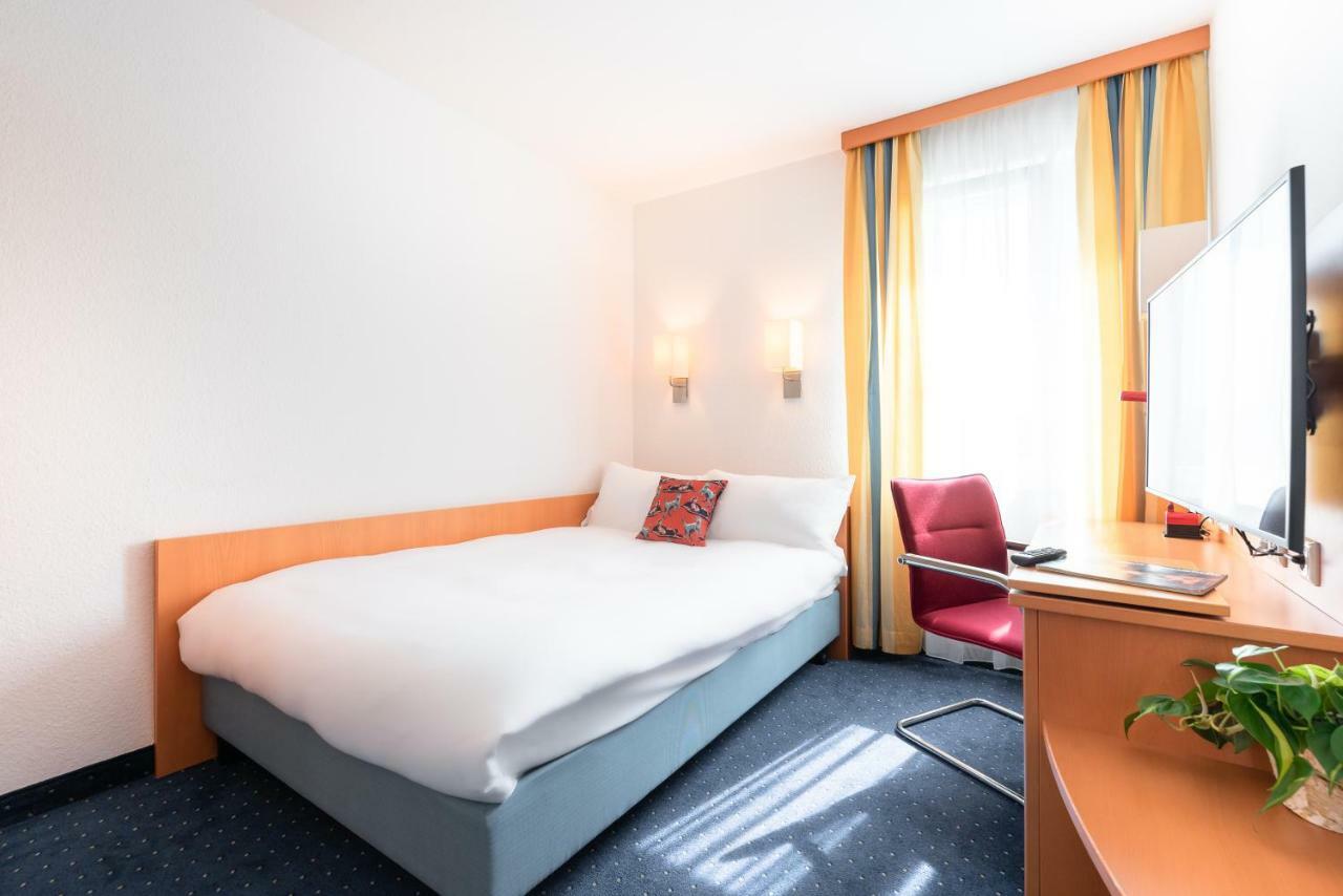 Hotel The